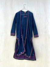 Load image into Gallery viewer, Vintage Tribal Red Dao Long Jacket