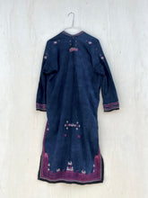Load image into Gallery viewer, Vintage Tribal Red Dao Long Jacket
