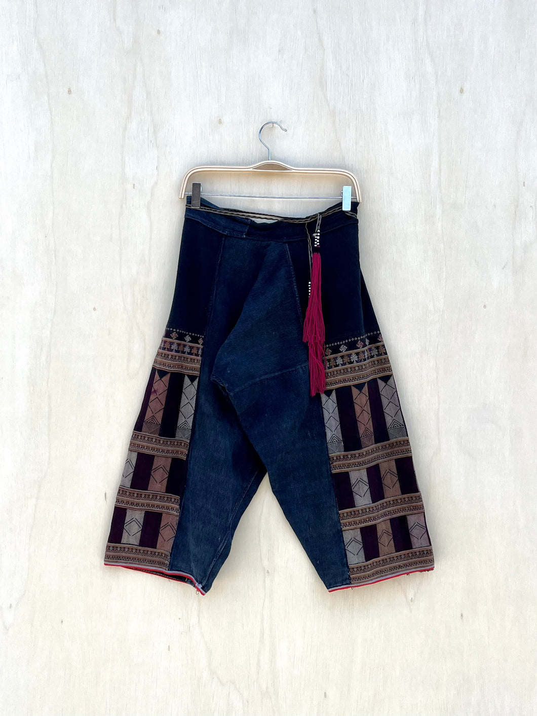 Vintage tribal Red Dao Trousers